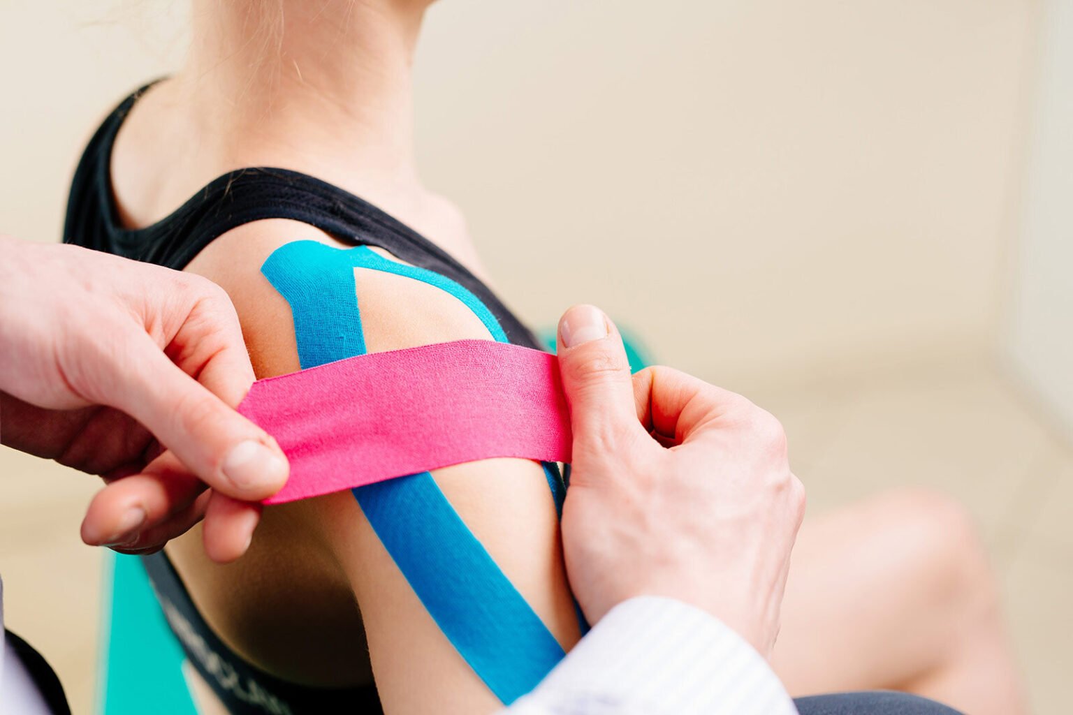Kinesiotaping Shoulder 1 Min 1536x1024
